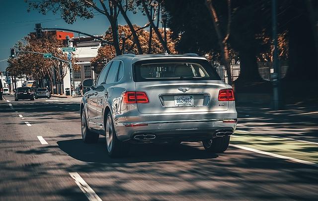 Bentley Bentayga Hybrid