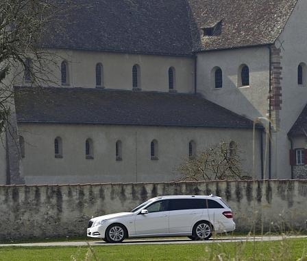 Der Mercedes E 300 Bluetec Hybrid ist die sparsamste E-Klasse aller Zeiten