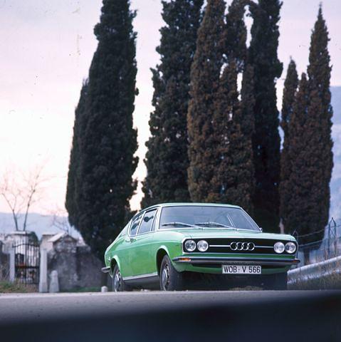 Als Coupé soll der Audi anfangs 100 GT heißen und so die Verwandtschaft zu Gran Turismo betonen