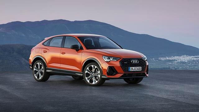 Wer vor dem Q3 Sportback steht, hat keine Zweifel, dass er ein echtes SUV-Coupé ist