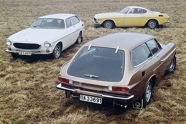 Im August 1971 wird der 1800 ES mit rahmenloser gläserner Heckklappe vorgestellt