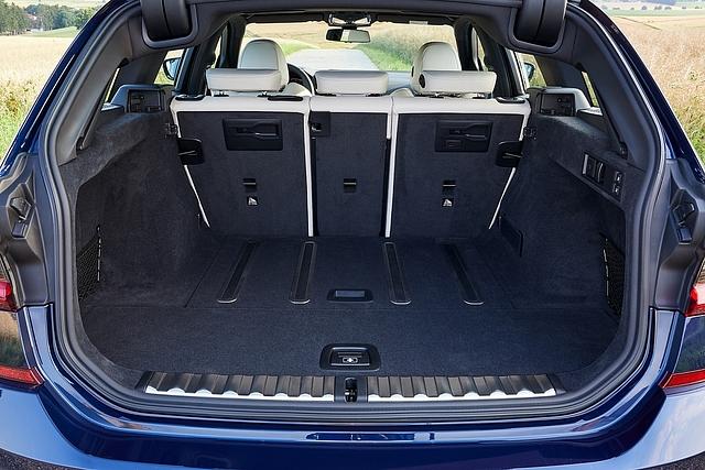 BMW 330d xDrive Touring