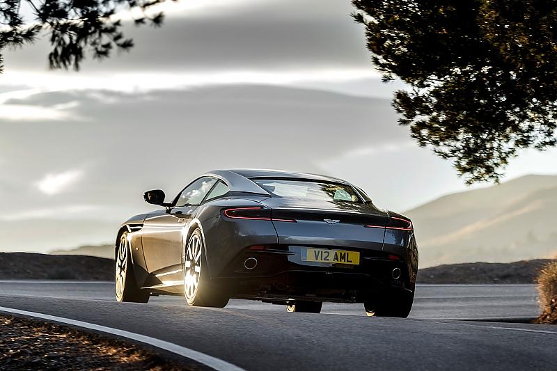 Aston Martin DB11 - spektakulär: das Heck