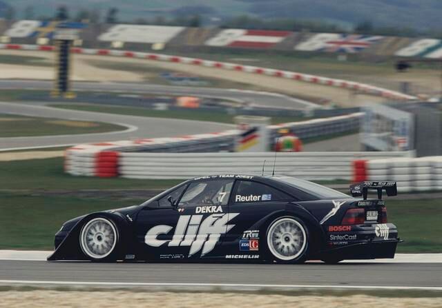 Manuel Reuter fuhr im 500 PS starken Calibra V6 4x4 beim Rennen in Donington Park einen bemerkenswerten Sieg ein 