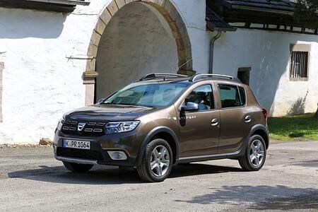 Dacia-Modelle online ordern - Klicken statt Warten