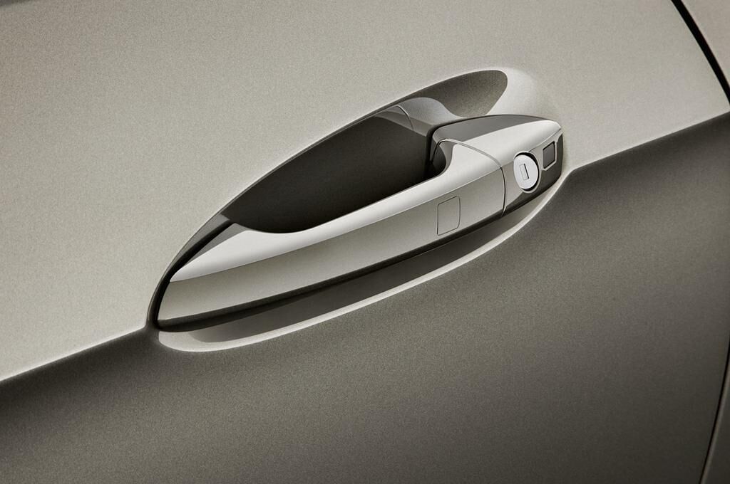 Mercedes E-Class (Baujahr 2012) Avantgarde 2 Türen Türgriff