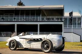 Mercedes SSKL Stromlinienwagen - Nachbau des Ur-Silberpfeils