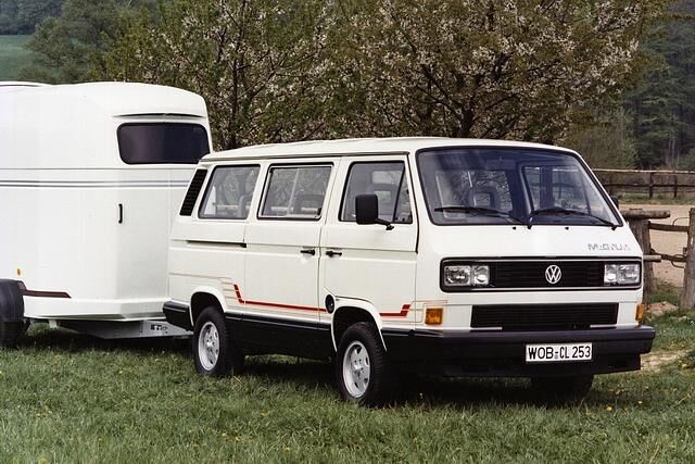 Der Boxermotor steckt im Heck