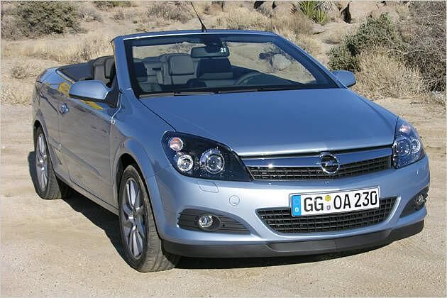 Der Astra TwinTop bietet seinen Gästen noch mehr Helligkeit
