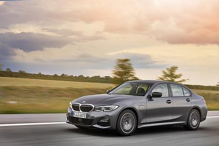 BMW 330e PHEV - Gelungene Steckverbindung