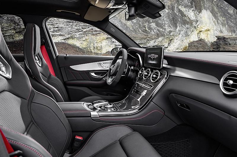 Der Innenraum des Mercedes AMG GLC 43 4matic