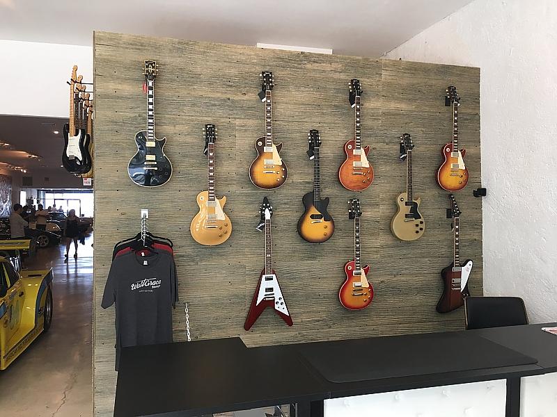 Cars  Guitars in Wywood / Miami