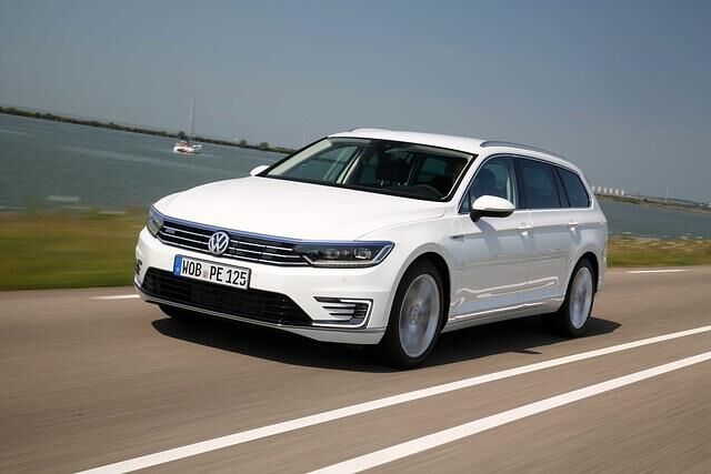 Als GTE kann der Passat sogar lautlos und emissionsfrei fahren