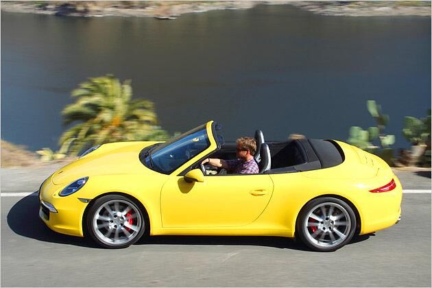 Aus dieser Perspektive sieht man gut, wo das Verdeck hinten abgelegt wird