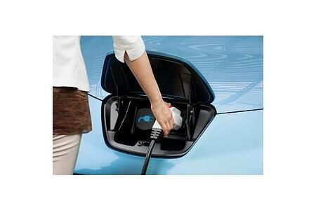 Kälte halbiert Reichweite und verhagelt CO2-Bilanz von E-Autos