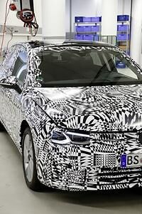 Das kann der VW Golf 8 - Tief verbunden