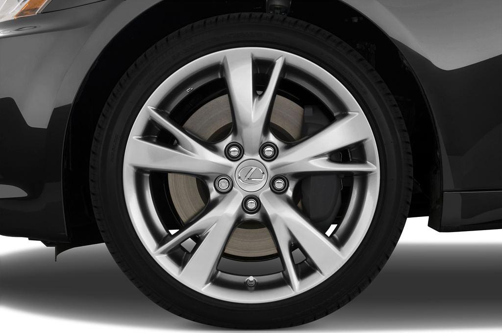 Lexus IS (Baujahr 2010) IS 350 4 Türen Reifen und Felge