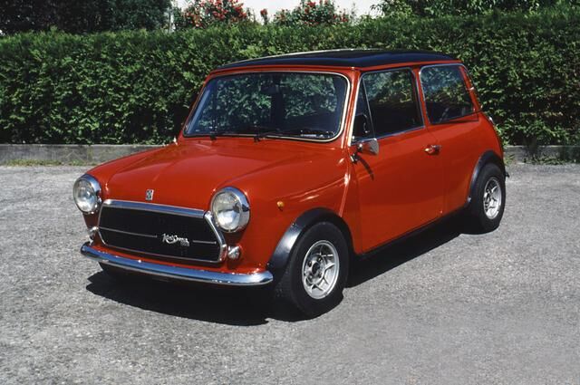 Bei Innocenti in Italien startet 1966 die Lizenzproduktion des Mini Cooper, die erst 1975 eingestellt wird