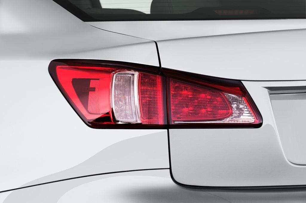Lexus IS (Baujahr 2011) Luxury Line 4 Türen Rücklicht