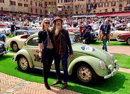 Panorama: Mit dem VW Brezel-Käfer bei der Mille Miglia  - Er läuft und läuft und läuft... immer noch