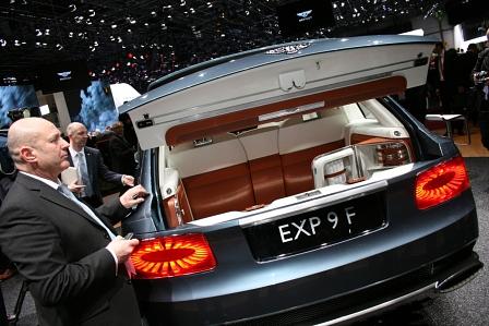 Genf 2012: Bentley SUV-Studie EXP 9 F