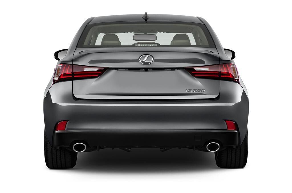 Lexus IS (Baujahr 2013) - 4 Türen Heckansicht