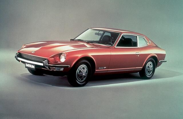 In ihrer späten Phase gab es die erste Z-Generation als 240Z 2+2-Sitzer und mit mehr Hubraum unter den Typencodes 260Z