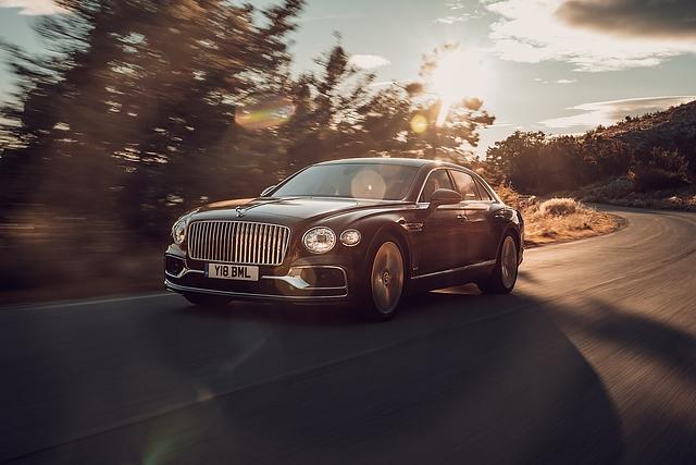 Bentley Flying Spur 6.0 W12