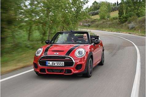 Mini John Cooper Works Cabrio - sportlicher geht es in einem Mini nicht