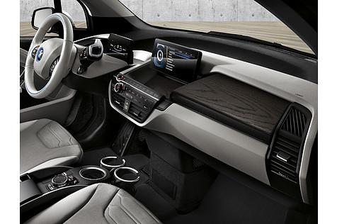BMW i3 2016 - auch das Cockpit wurde nicht angefasst