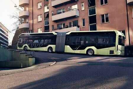 E-Gelenkbus Volvo 7900 EA - Fahrgast-Riese mit Maxi-Akku