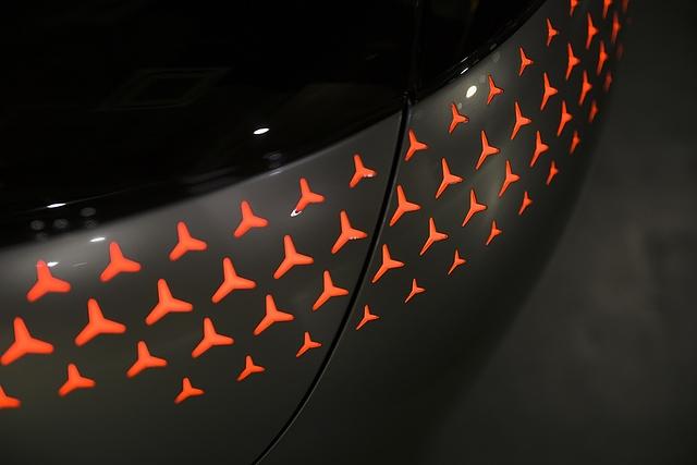 Mercedes Vision EQS