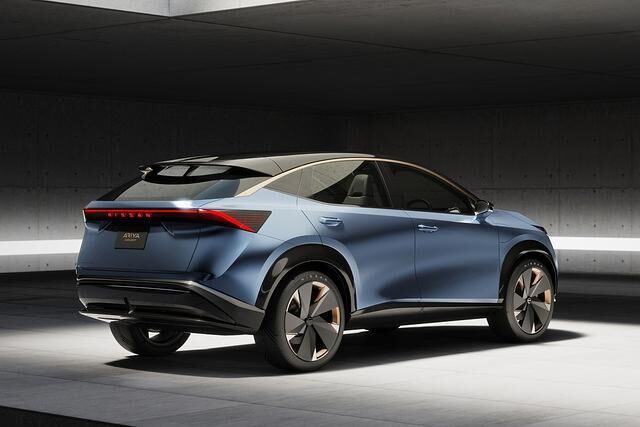 Der vermutlich seriennahe Ariya soll den Aufbruch Nissans in eine neue Zukunft der E-Mobilität markieren