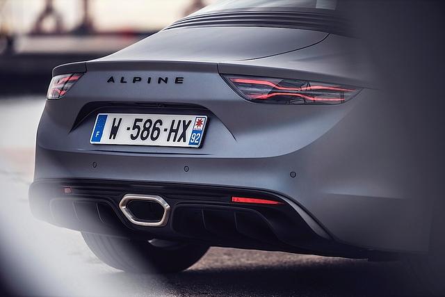 Das Endrohr sorgt beim Alpine A110S für einen satten Sound
