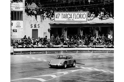 Die Menschenmassen strömten zur Targa Florio