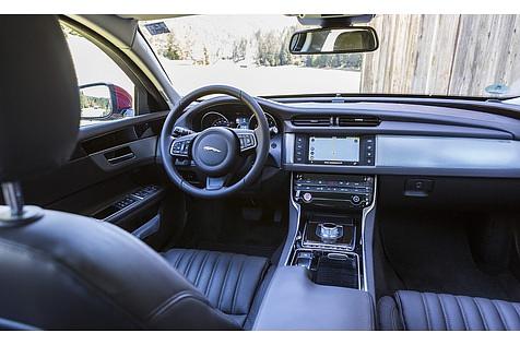Jaguar XF 2.0d AWD