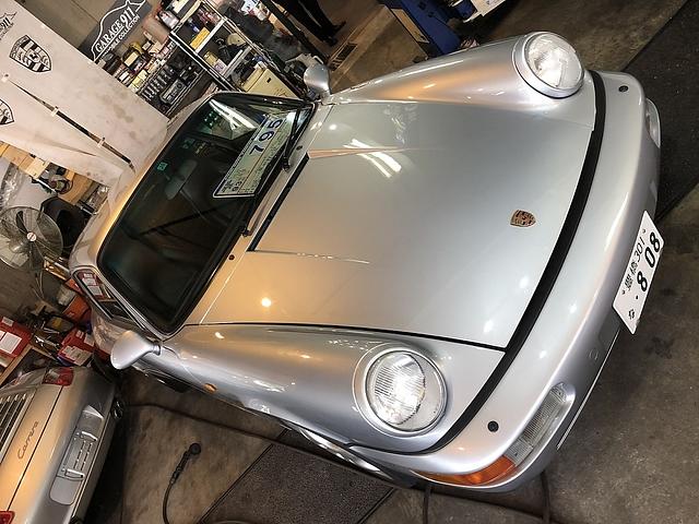 Porsche Garage 911 in Tokio