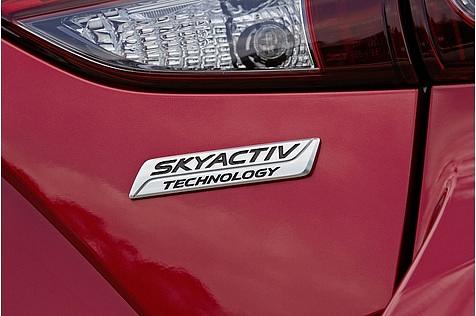 Die Skyactiv-Technologie zeichnet sich durch ein extrem niedriges Verdichtungsverhältnis aus