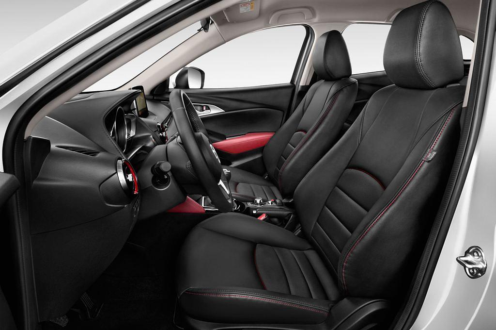 Mazda CX-3 (Baujahr 2015) Sports-Line 5 Türen Vordersitze