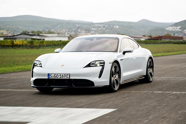 Porsche Taycan GCOTY 2020
