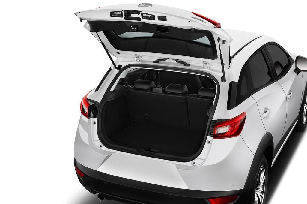 Mazda CX-3 (Baujahr 2015) Sports-Line 5 Türen Kofferraum