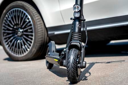 Mercedes E-Scooter - Rollern mit Sternchen