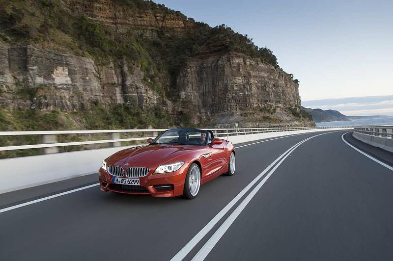Der neue Einstiegsmotor im BMW Z4 sDrive 18i hat 156 PS. Hier ist das Topmodell sDrive 35is zu sehen.