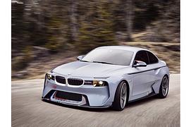 BMW 2002 Hommage - Knack-Hintern