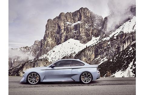 BMW 2002 Hommage