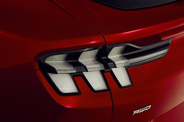Ford Mustang Mach E 2020