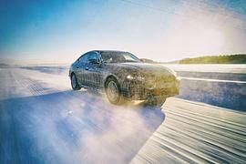 BMW i4 - Bis zu 600 Kilometer Reichweite ab 2021