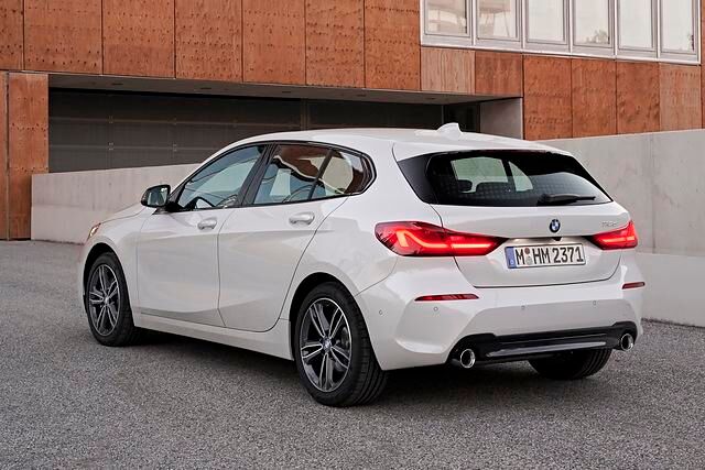 In den Rückleuchten des neuen BMW 1er stecken markante LED-Lichtsignaturen
