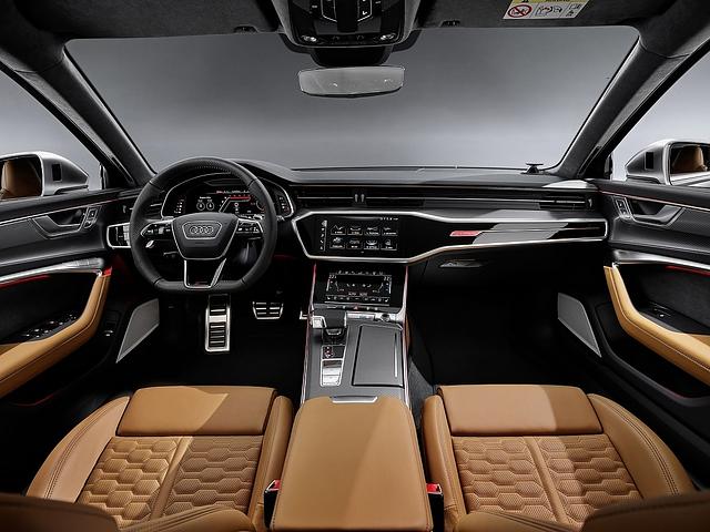 Das Cockpit ist aus dem A6 bekannt