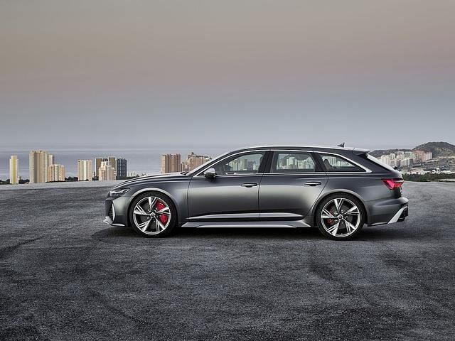 Der Audi RS 6 Avant ist fünf Meter lang